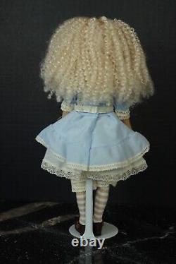 Ashton-Drake Galleries Vinyl Doll Alice in Wonderland By Dianna Effner