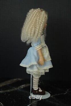 Ashton-Drake Galleries Vinyl Doll Alice in Wonderland By Dianna Effner