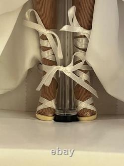 Ashton Drake Galleries Violet Waters Swingtime Serenade Special Ed Toy Fair Doll