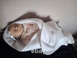 Ashton-Drake Galleries Welcome Baby Emily In Box Realistic Doll Ashton-Drake Galleries Welcome Baby Emily In Box Realistic Doll