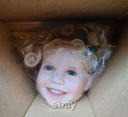 Ashton-Drake Gallery 23 Holly Porcelain 1998 Holiday Doll & Stand 1457 of 2500