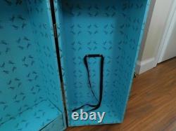 Ashton Drake Gene Doll Wardrobe Trunk Galleries 1997 What's a Girl to Wear