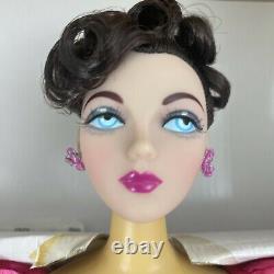 Ashton Drake Gene Pinque Passion -16 Doll