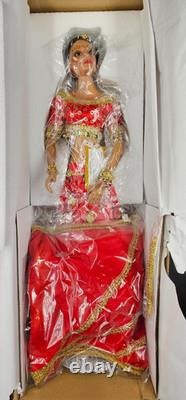 Ashton Drake Hindu Bride Doll'Sparkling Radiance' by Sandra Bilotto 21 SR