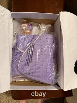 Ashton Drake Hope and Faith So Truly Real Twin Baby Doll Set By Mayra Garza NRFB