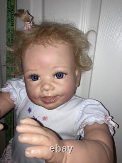 Ashton Drake Isabella's First Steps Interactive Walking Baby Doll Linda Murray