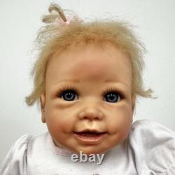 Ashton Drake Isabella's First Steps Interactive Walking Baby Doll Linda Murray/c