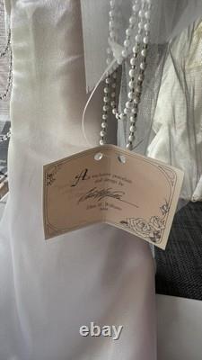 Ashton-Drake Kathleen -Classic Brides of The Century Porcelain Doll