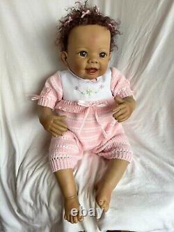 Ashton Drake Linda Murray TAYLOR'S TICKLISH TOOTSIES Interactive Baby Doll (BB)