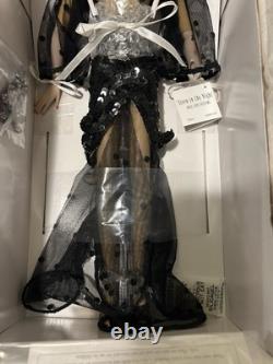 Ashton Drake Madra Lord Siren in the Night 16 Vinyl Doll Torso Yellowing NEW