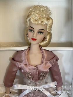 Ashton Drake Madra STOLEN MOMENTS 2001 16 Doll NRFB Ashton Drake COA #333