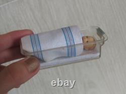 Ashton Drake Micro Miracles Baby Evan Mini Metal Bassinet Barbie Baby Towel