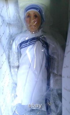 Ashton Drake Mother Teresa Sculpture Doll Porcelain By Kelly RuBert 2005