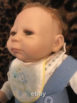 Ashton Drake Newborn World Of Wonder Denise Farmer Hold Me Baby Doll 2007