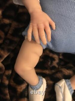 Ashton Drake Newborn World Of Wonder Denise Farmer Hold Me Baby Doll 2007