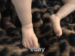 Ashton Drake Newborn World Of Wonder Denise Farmer Hold Me Baby Doll 2007