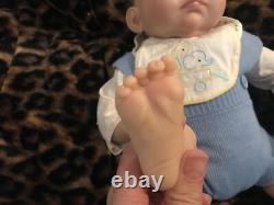 Ashton Drake Newborn World Of Wonder Denise Farmer Hold Me Baby Doll 2007