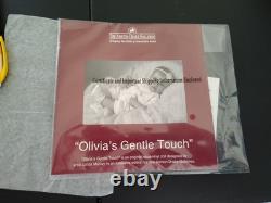 Ashton Drake'Olivia's Gentle Touch' Vinyl Doll 21 NIB