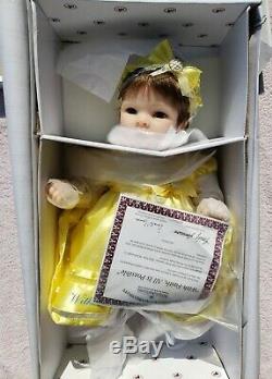 Ashton Drake, Pearls of Wisdom Vinyl Doll With Faith, All is Possible