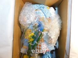 Ashton-Drake Porcelain Doll Holly Hobby Autumn Dianna Effner New NRFB