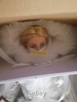 Ashton Drake Silent Night Angel Poseable Doll Light Up Gown Retired New In Box