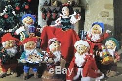 Ashton Drake Snow White & Seven Dwarfs Christmas Cottage & Dolls Complete Set