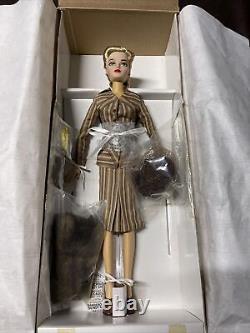 Ashton Drake Top This Madra Doll business woman attire complete, sealed, NRFB