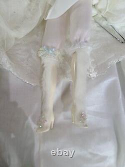 Ashton Drake Touch Of Elegance 20 Porcelain Bride Doll By Cindy Mcclure