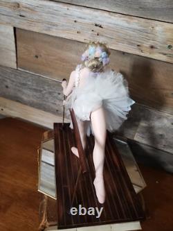 Ashton Drake Vintage Ballerina Doll Larissa The Dress Rehersal 11