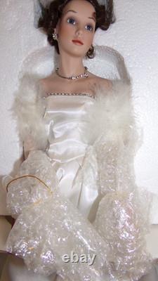 Ashton Drake Winter Splendor Porcelain Doll Titus Tomescu Bride Wedding Doll 21