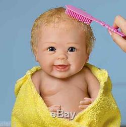 Ashton Drake baby Doll Rub a dub dub Bath- Shampoo Washable hand-rooted hair