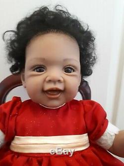 Ashton Drake ethnic doll. SIGNATURE EDITION Waltraud Hanl Baby's First Christma