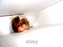 Ashton Drake/julie Fischer Vinyl & Cloth Sweet Joys Of Sisters Nib With Coa