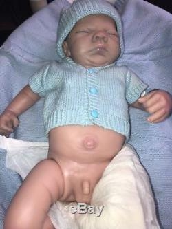 Ashton Drake reborn baby doll L. W A. D. G. 04 Anatomically correct Boy Scented