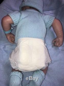 Ashton Drake reborn baby doll L. W A. D. G. 04 Anatomically correct Boy Scented