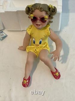 Ashton-drake Galleries Summer Lovin Tweety Porcelain Girl Doll Coa