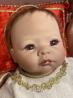 Ashton drake doll A Savior Is Born Artist Linda Murray Signature Edition#0115