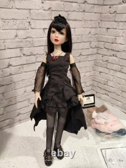 BJD Once Bitten Twice Shy Delilah Noir Never Removed From Box, Extra Outfit