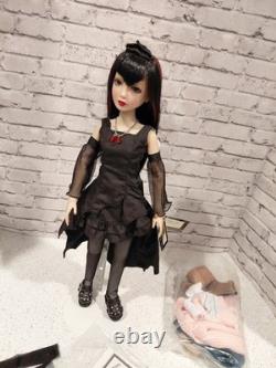 BJD Once Bitten Twice Shy Delilah Noir Never Removed From Box, Extra Outfit