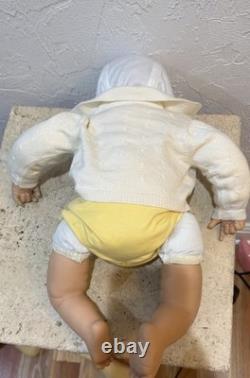 Baby Doll Ashton Drake DAISY Bonnet So Truly Real Life Like Weighted With Box