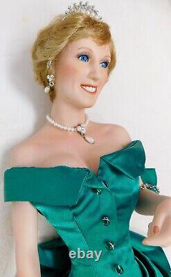 Diana Princess of Wales Ashton Drake Tomescu doll 1998 Green Portrait gown 20