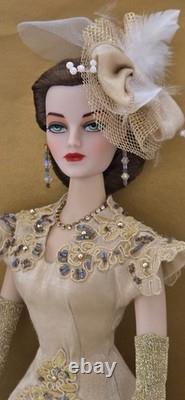 GENE MADRA DOLL LIKE A FOX FROM 2004 QC PRODUCTION WithBOX COA STAND CIRCA 1944