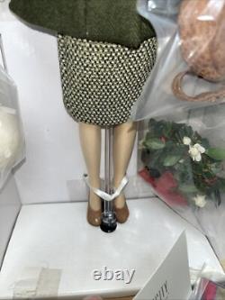 Gene Marshall Doll Coca-Cola Girl Holiday Shopper Ashton Drake