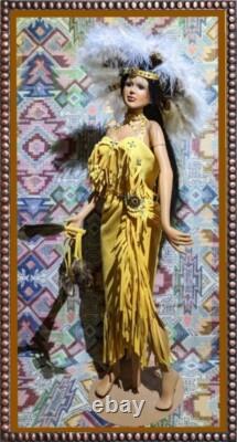 HEALING CRYSTALS OF THE MEDICINE WOMAN N. Amer Porcelain Doll -Cindy McClure Yr