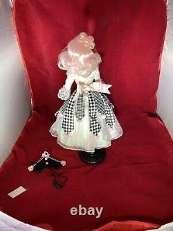 HTF Ashton Drake GENE PIERRETTE PINK HAIR Fabulous with Box