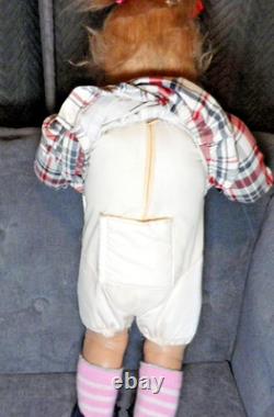 Isabella, s first step by Artist, Linda Murray for Ashton Drake. 25 inch doll