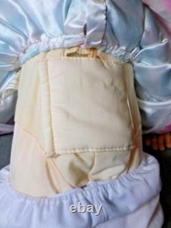 Isabella, s first step by Artist, Linda Murray for Ashton Drake. 25 inch doll