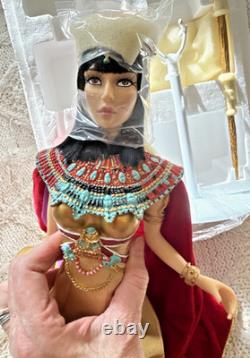 MIB Ashton Drake Cleopatra Queen Of The Nile Egyptian Egypt Porcelain Doll