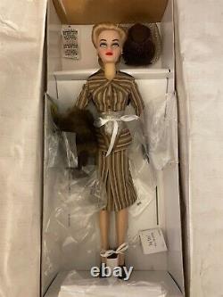 Madra Ashton-Drake Galleries Top This Doll and Costume NIB Mel Odom