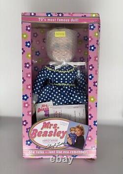 Mrs. Beasley Talking Doll Family Affair The Bradford Exchange Ashton Drake NEW